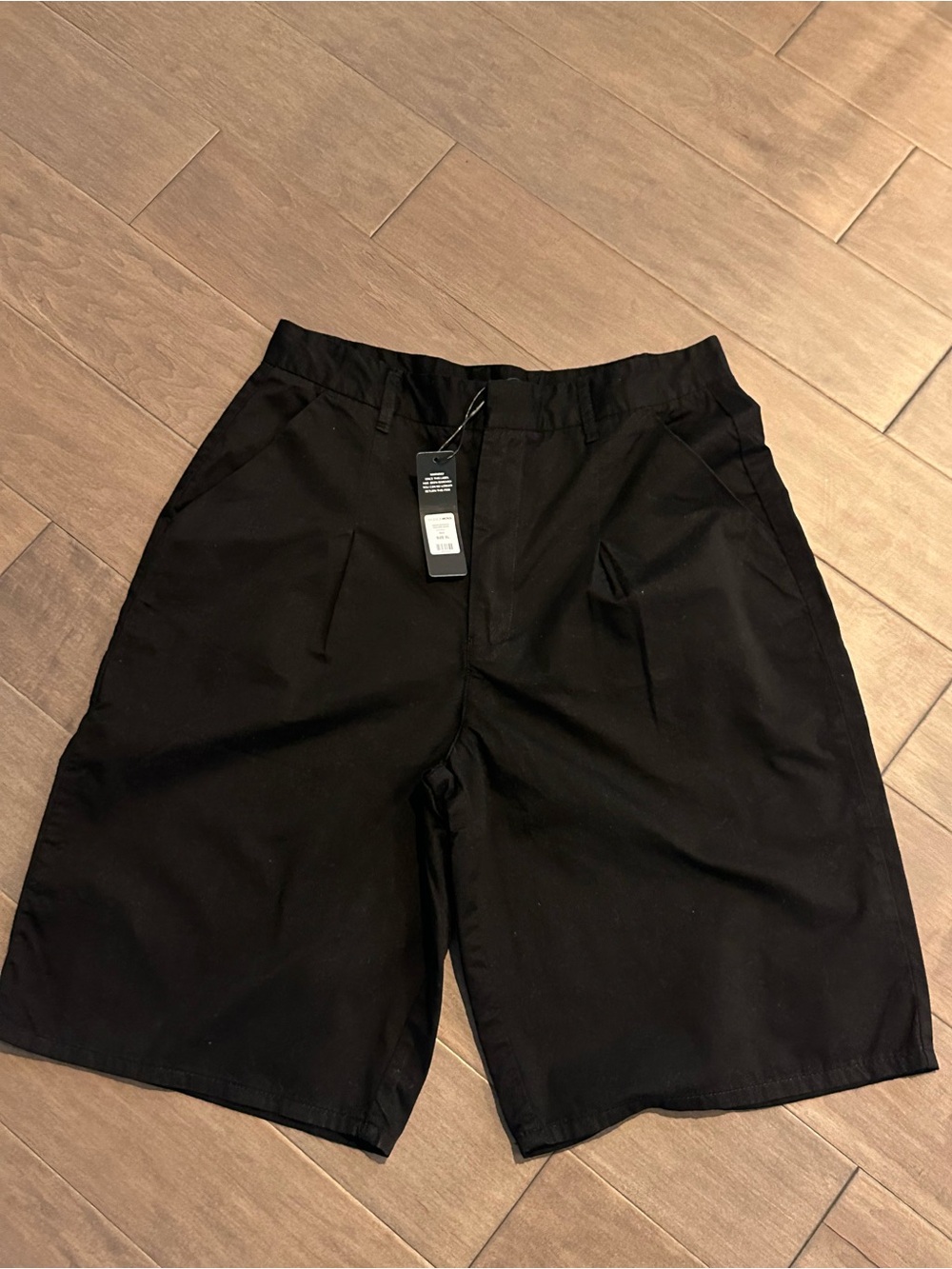Fashion Nova Black Jorts (size XL)